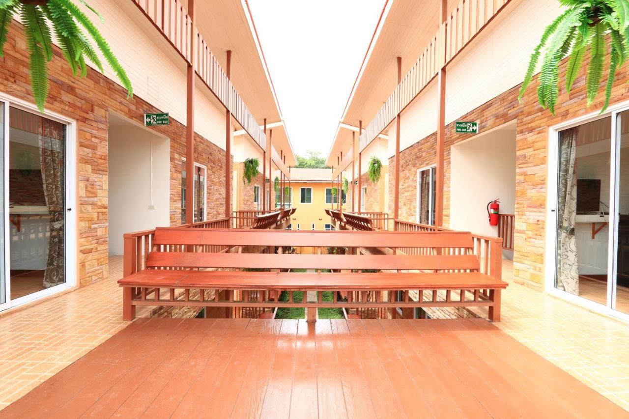 ホテル Rak Na Khaoyai ムーシ エクステリア 写真